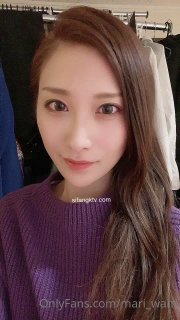 麻辣王子新人顏值不錯大奶妹子和黃毛炮友啪啪，特寫口交後入性感大白屁股穿上黑絲再來一炮…